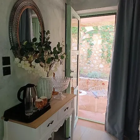 Maison d'hôtes Eleni Dios Stone House